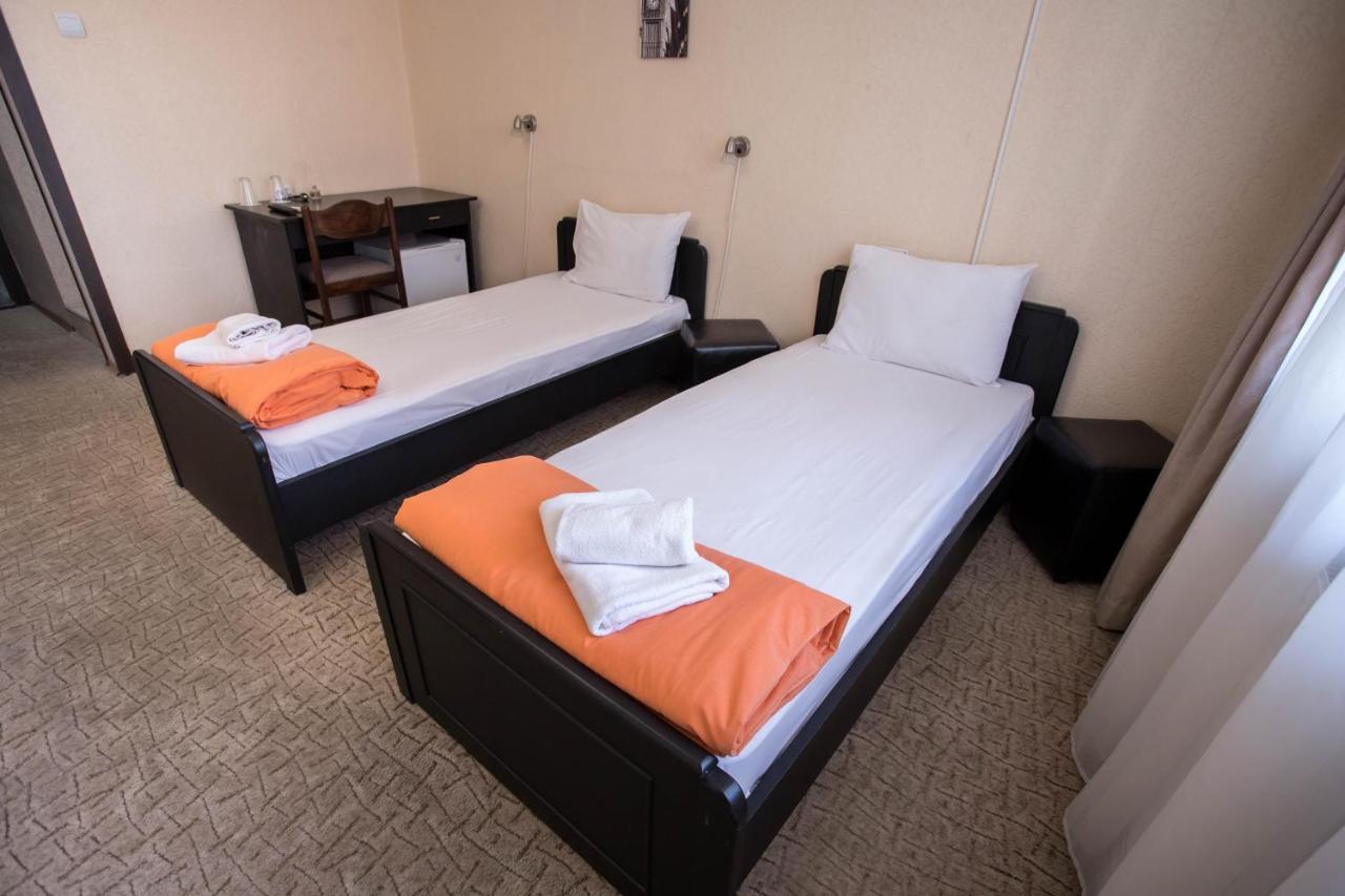Park Hotel Ivailo Велико-Тырново Экстерьер фото