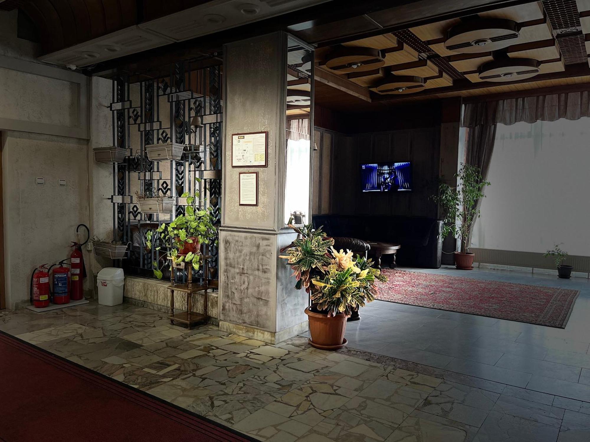 Park Hotel Ivailo Велико-Тырново Экстерьер фото